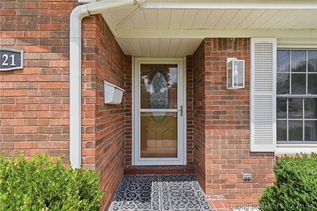 1221 Lindsey Street, Charlestown, IN 47111