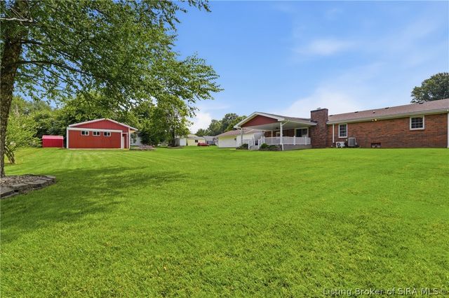 1221 Lindsey Street, Charlestown, IN 47111