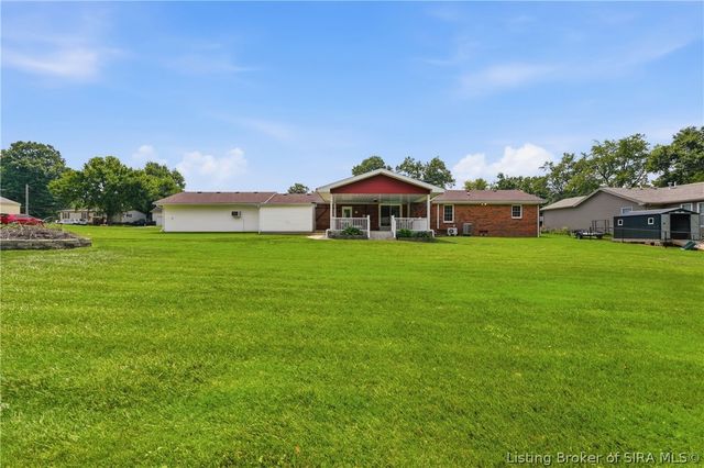 1221 Lindsey Street, Charlestown, IN 47111
