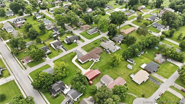 1221 Lindsey Street, Charlestown, IN 47111