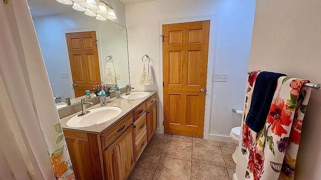 3846 Apple Valley Drive, Howard, OH 43028