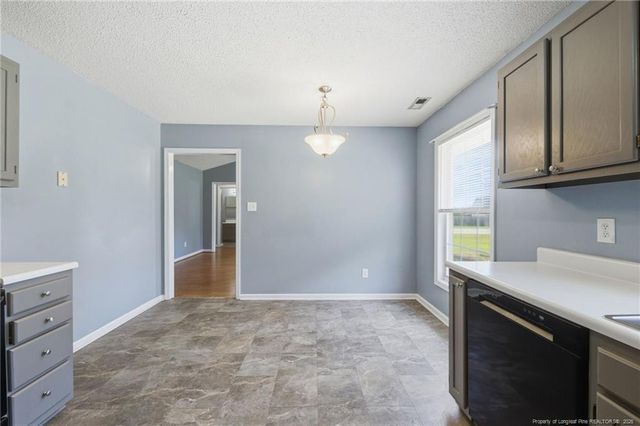 111 Hobson Court, Raeford, NC 28376