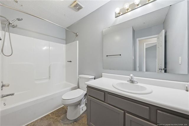 111 Hobson Court, Raeford, NC 28376