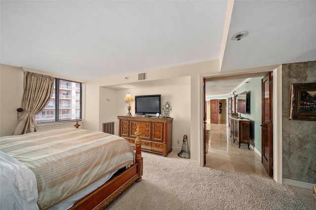 3525 Sage Rd 1512, Houston, TX 77056