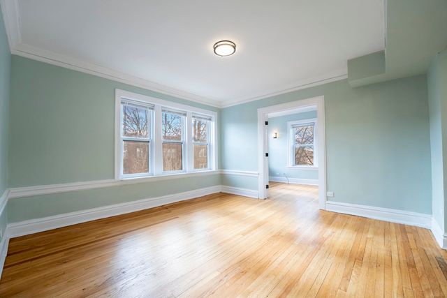 845 Lyman Avenue 2S, Oak Park, IL 60304