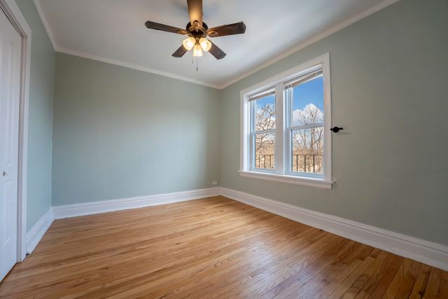 845 Lyman Avenue 2S, Oak Park, IL 60304