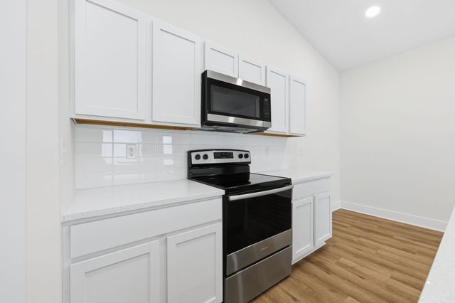 16830 W Kashmir St, Goddard, KS 67052