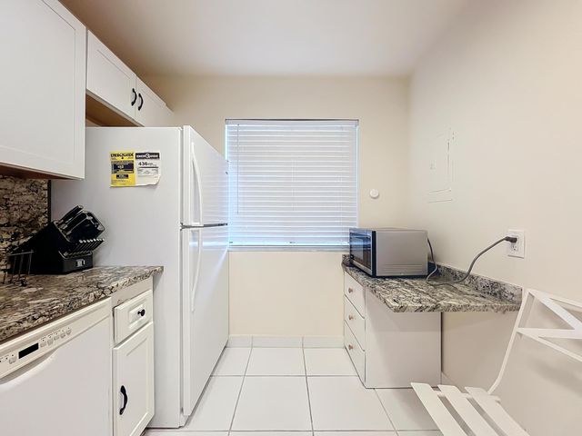 4545 Luxemburg Court 103, Lake Worth, FL 33467