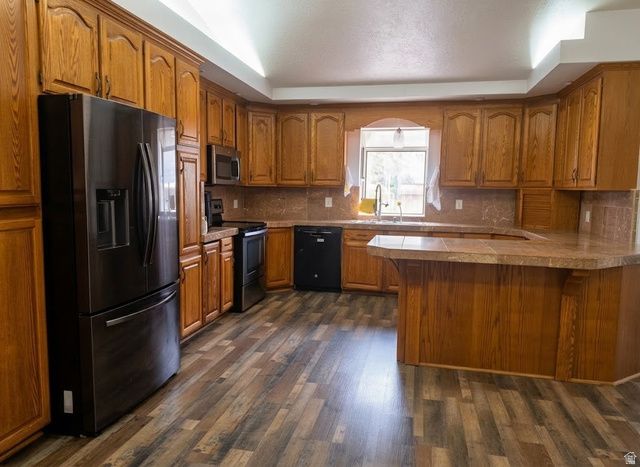 9495 S LOCH AWE DR, South Jordan, UT 84009