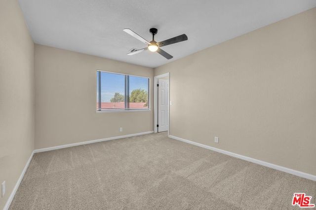 2232 Thomas Avenue, Palmdale, CA 93550