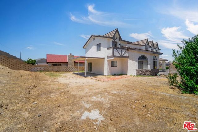 2232 Thomas Avenue, Palmdale, CA 93550
