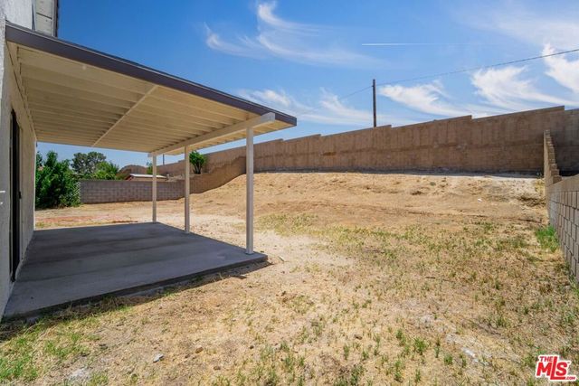 2232 Thomas Avenue, Palmdale, CA 93550