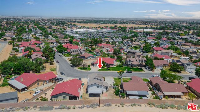 2232 Thomas Avenue, Palmdale, CA 93550