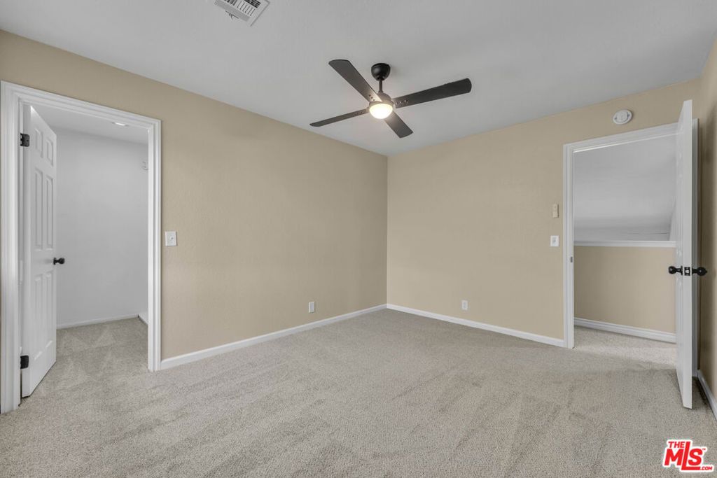 Image 21 of property listing at 2232 Thomas Avenue, Palmdale, CA 93550