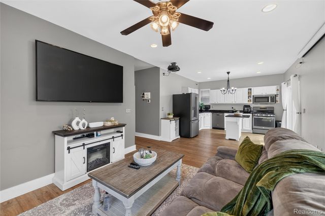 24345 Mary Street, Taylor, MI 48180