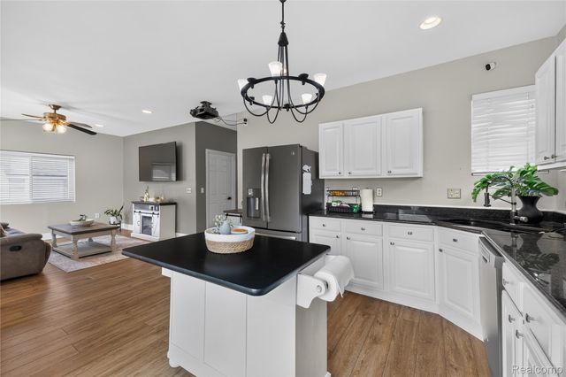 24345 Mary Street, Taylor, MI 48180
