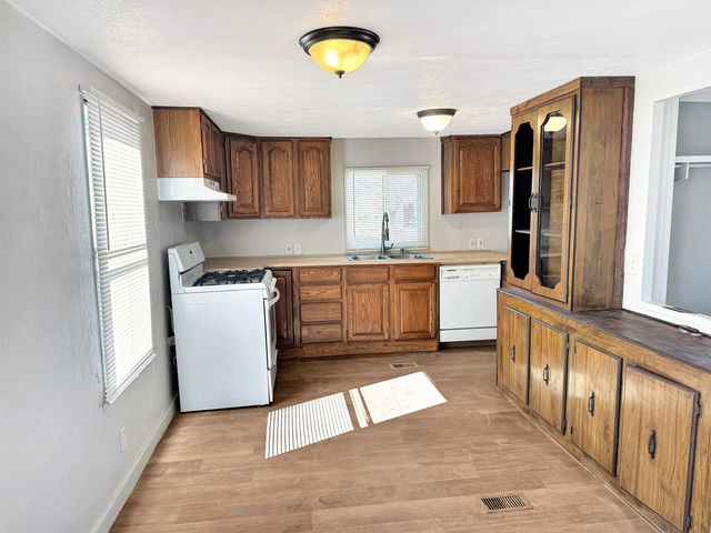 424 32 Rd Trlr 83, Clifton, CO 81520