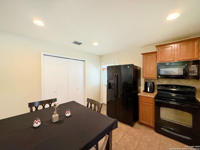 1407 Durango, San Antonio, TX 78245