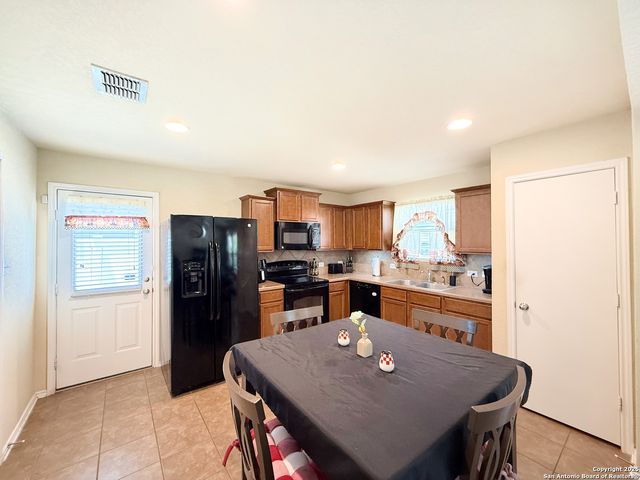1407 Durango, San Antonio, TX 78245