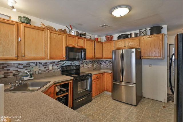 6411 Pioneer Drive, Macungie Boro, PA 18062