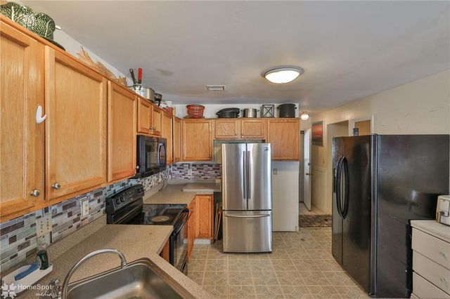 6411 Pioneer Drive, Macungie Boro, PA 18062