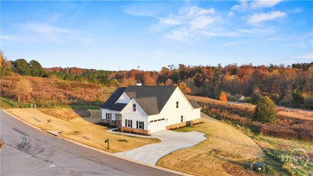 323 Sweetgrass Drive, Demorest, GA 30523