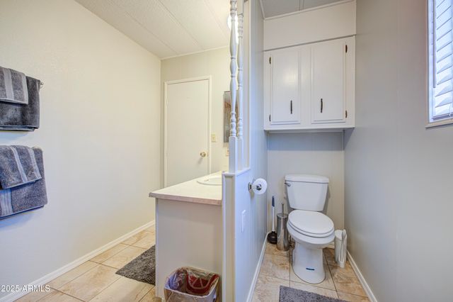 2259 N NICKLAUS Drive N, Mesa, AZ 85215