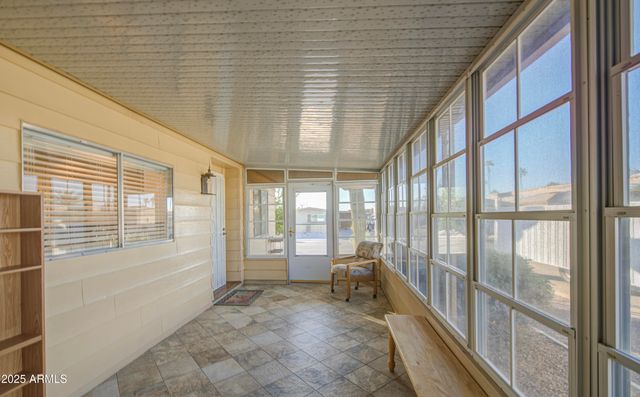 2259 N NICKLAUS Drive N, Mesa, AZ 85215