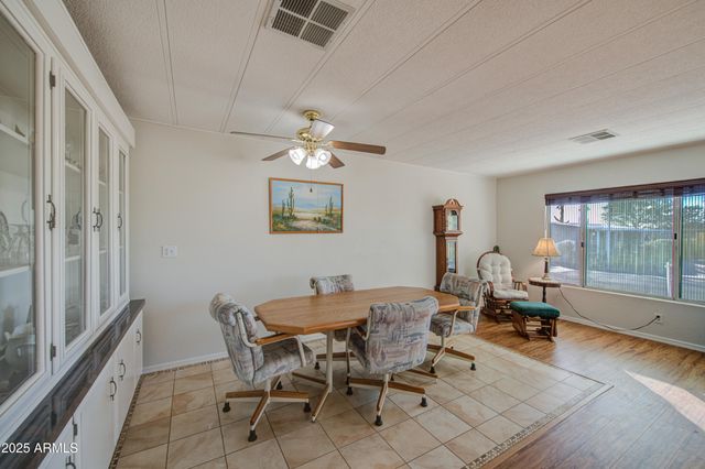 2259 N NICKLAUS Drive N, Mesa, AZ 85215