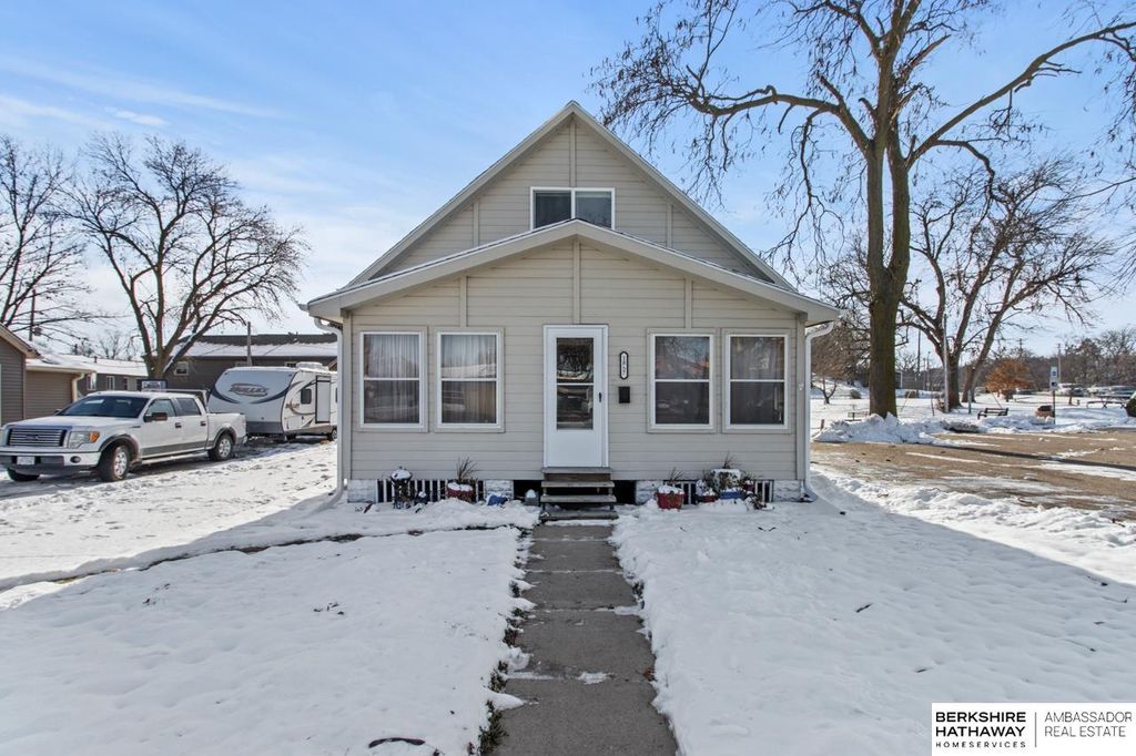 1857 South Street, Blair, NE 68008
