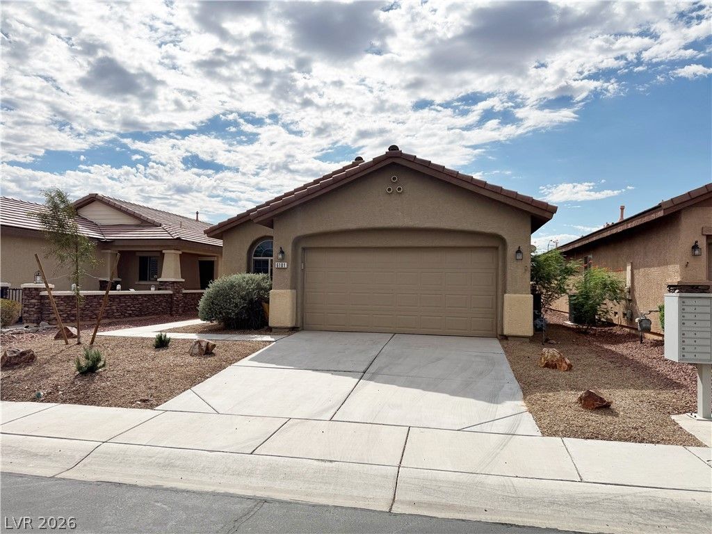 6101 Saddle Horse Avenue, Las Vegas, NV 89122 — exterior