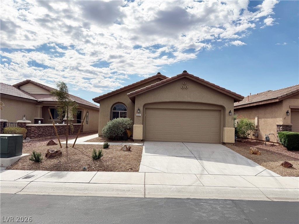 6101 Saddle Horse Avenue, Las Vegas, NV 89122 — photo 2