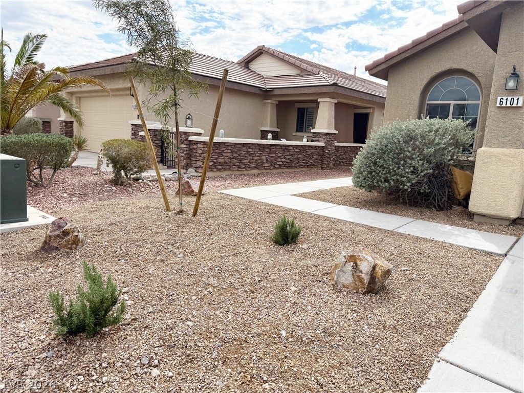 6101 Saddle Horse Avenue, Las Vegas, NV 89122 — photo 3