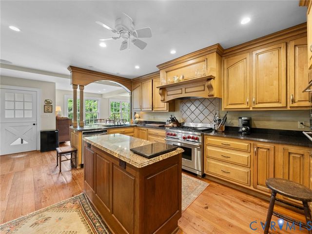 2625 Old Tavern Rd, Powhatan, VA 23139