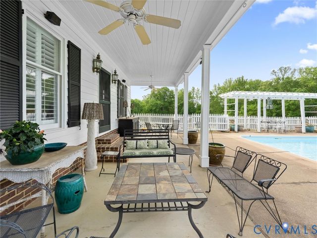 2625 Old Tavern Rd, Powhatan, VA 23139