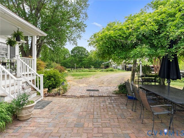 2625 Old Tavern Rd, Powhatan, VA 23139