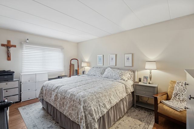 15701 Foxbend Court 1N, Orland Park, IL 60462