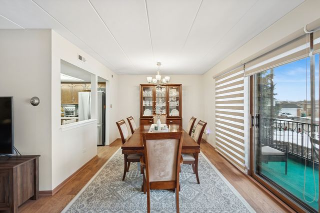 15701 Foxbend Court 1N, Orland Park, IL 60462