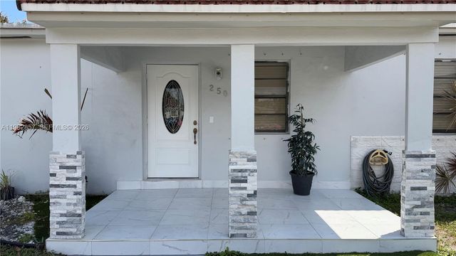 250 E 60th St, Hialeah, FL 33013