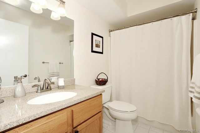 262 E Crooked Hill Road, Pearl River, NY 10965