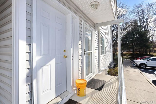 262 E Crooked Hill Road, Pearl River, NY 10965