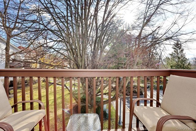 262 E Crooked Hill Road, Pearl River, NY 10965