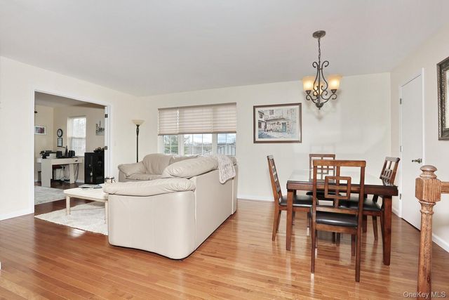 262 E Crooked Hill Road, Pearl River, NY 10965