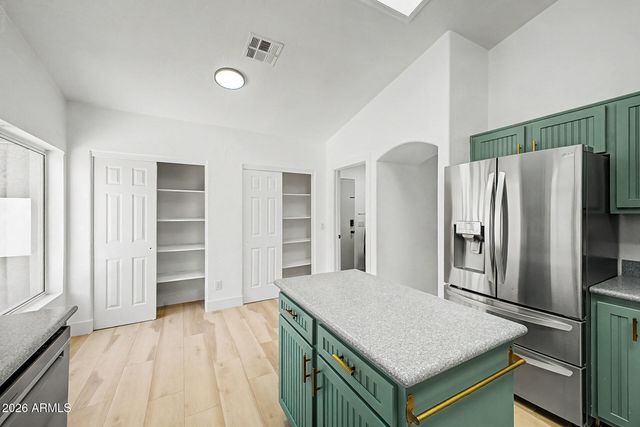 2258 E SANTA CRUZ Drive, Gilbert, AZ 85234