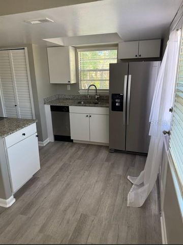 101 W LEMON STREET 3, Tarpon Springs, FL 34689