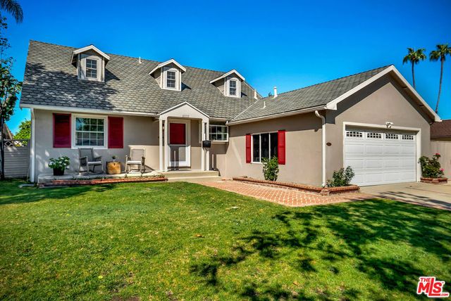 6525 Lubao Avenue, Woodland Hills, CA 91367