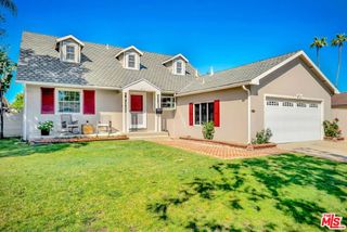 6525 Lubao Avenue, Woodland Hills, CA 91367