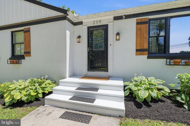 239 SWEDELAND RD, King Of Prussia, PA 19406
