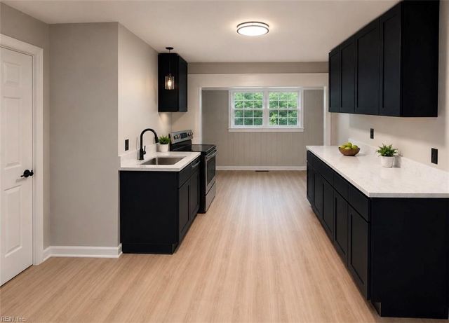 135 Whaley ST, Suffolk, VA 23438
