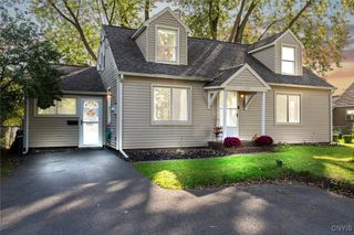 202 Hyland Drive, Salina, NY 13212